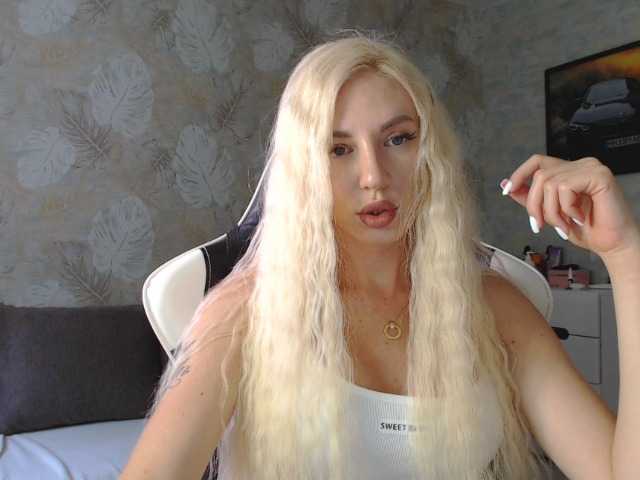 18Kristy778