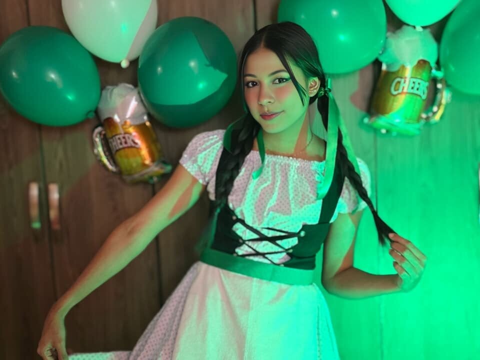 _allyson18_