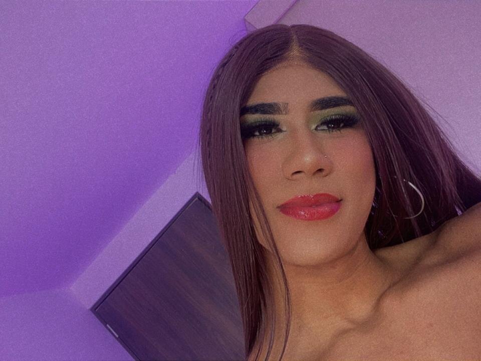 Adhara🦋