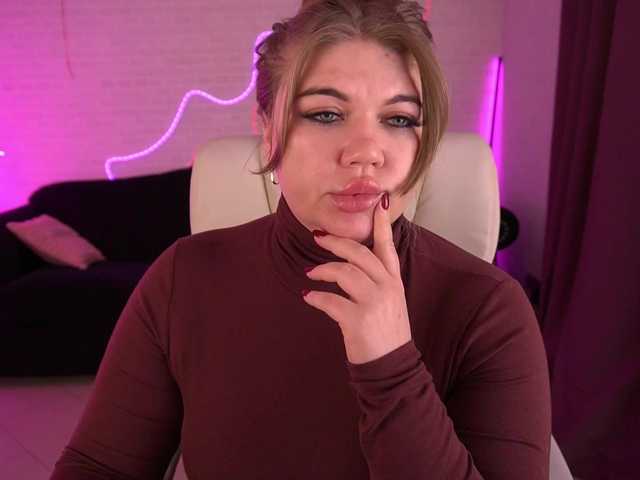 AmellyWhite