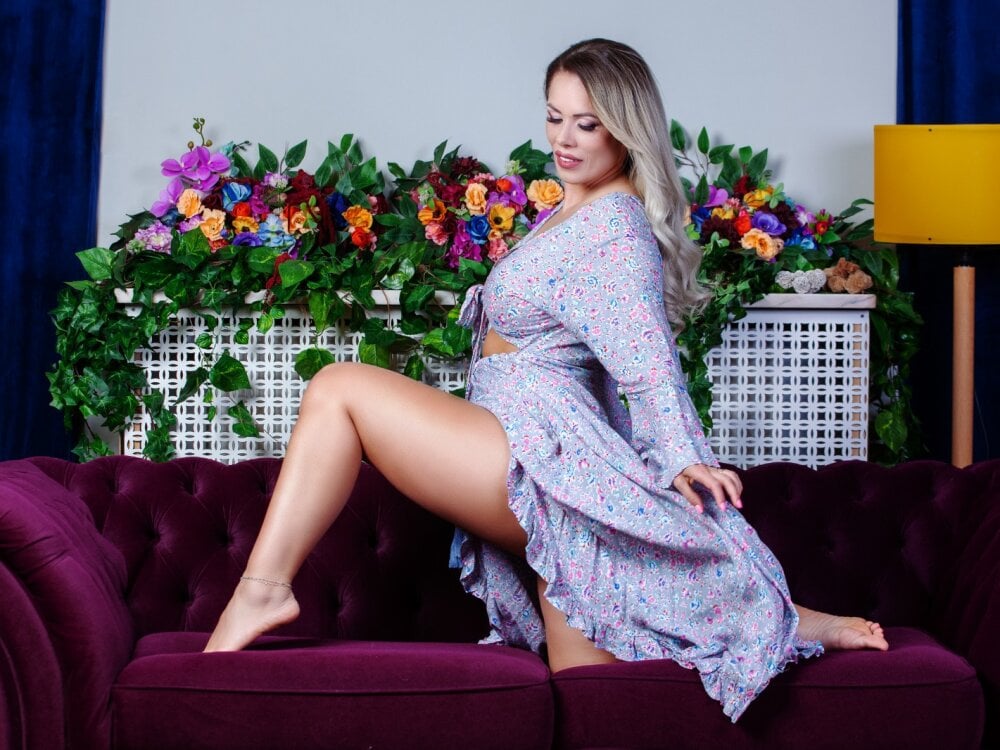 ✨️ Miss Amy ✨️ Next stream July 3rd