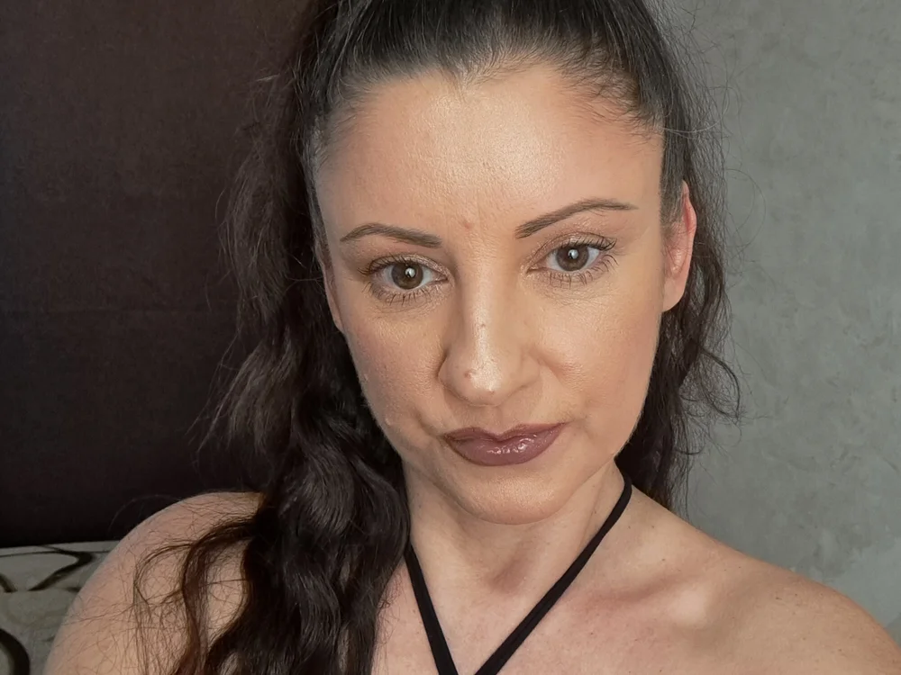 angelinna_queenx