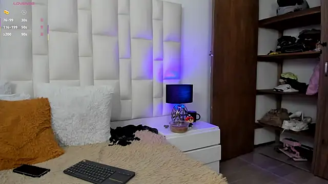 ariana_rouse