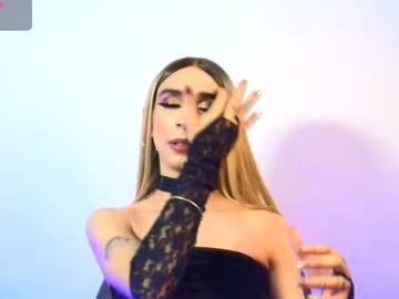 💜👑𝓐𝓻𝓲 👑💜 ..........Nice to meet you! thumb up me please its important! I💜 LOOK MY BIO DOWN AND FOLLOW ME!!!💜FREELANCE
