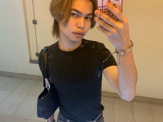 asianprettyboi