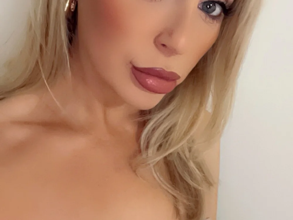 babe_blond