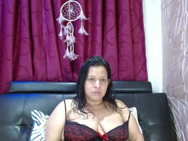 Camila-milf