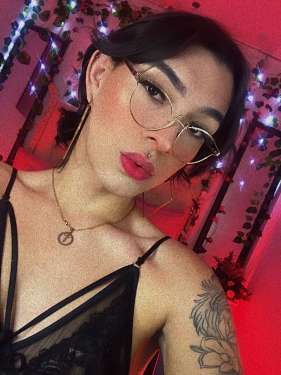 𝙲𝙰𝙼𝙸𝙻𝙰 𝚁𝙾𝙹𝙰𝚂