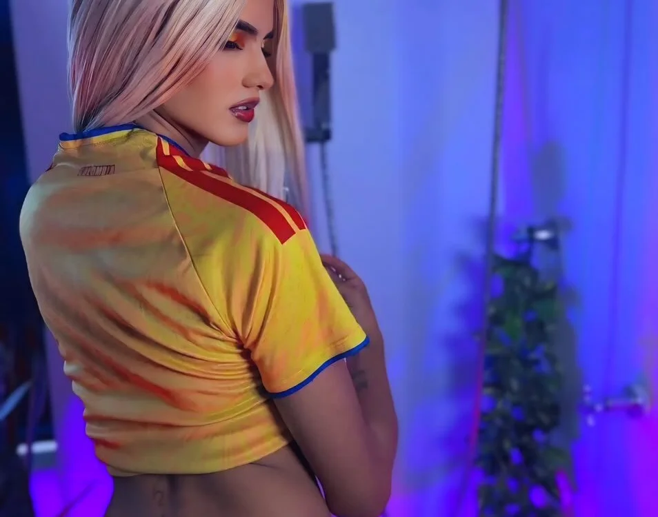 chloe_thundert