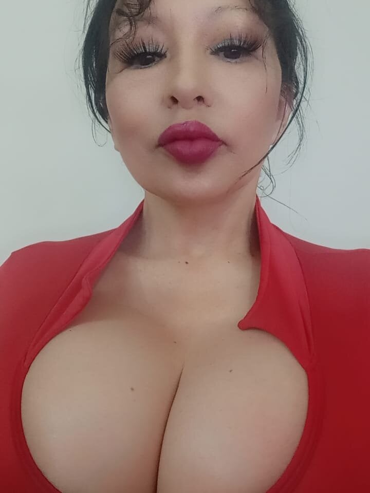 conny_hot3