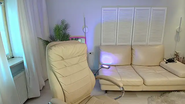 daniela_kitty_