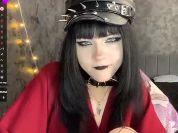 EmelyWoodes