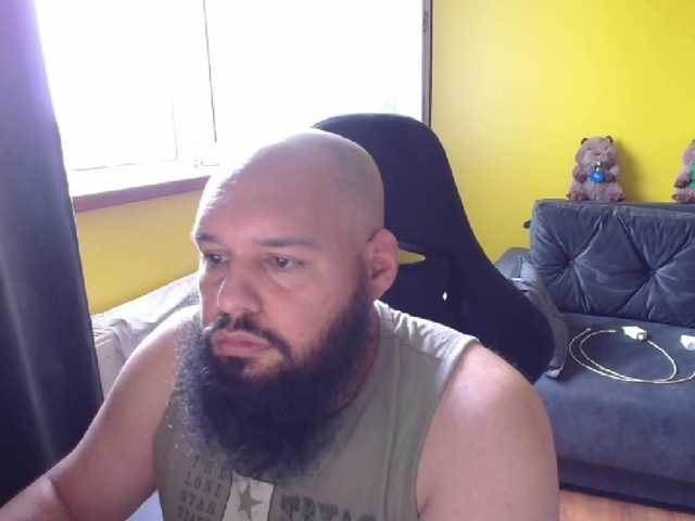 GuesssWho24