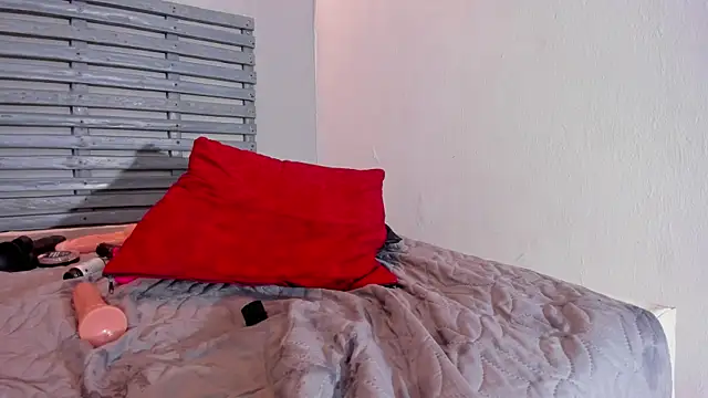 hailey_velvet