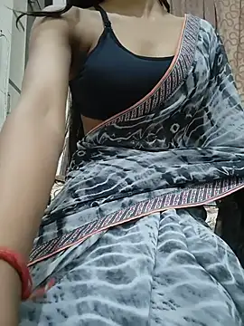 heena-curvy