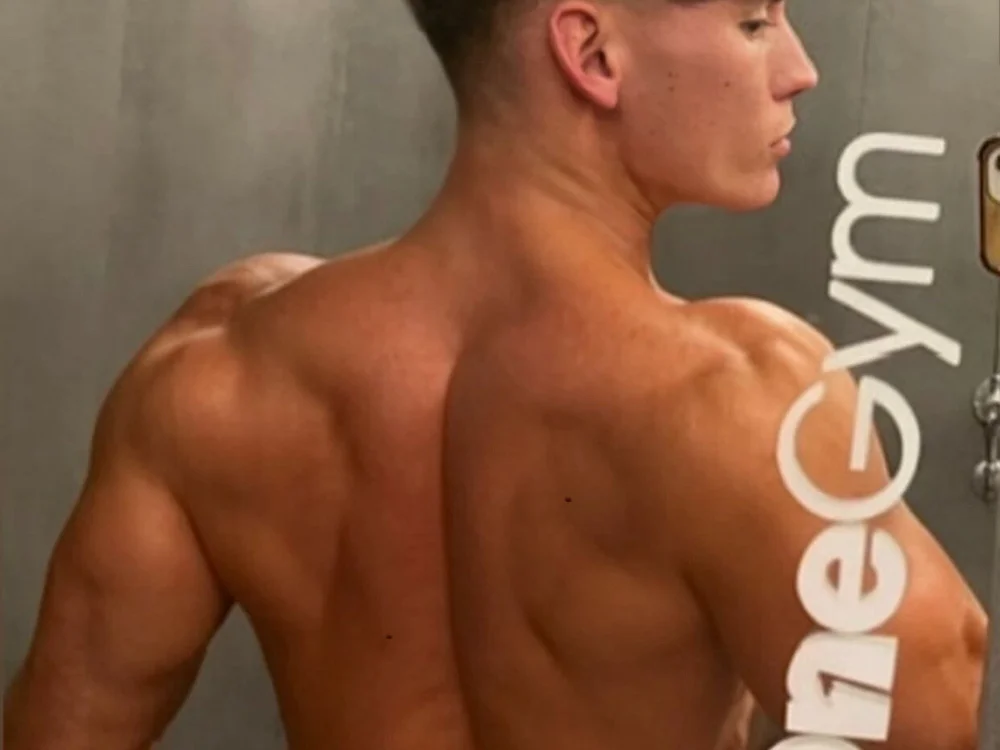 hornyyoungstud123