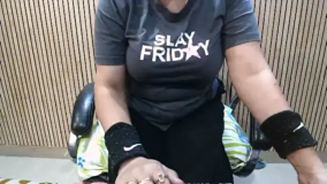 hot_anshika120