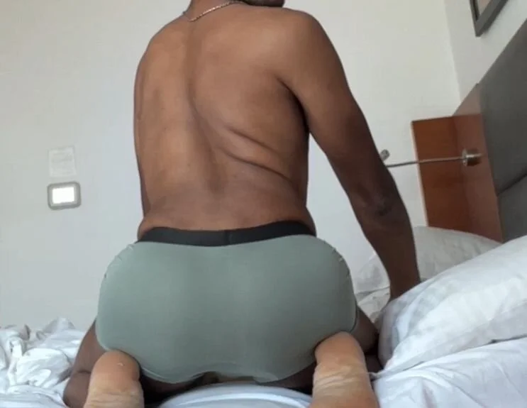 hottie_guy_hyd3