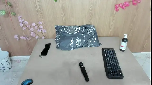 jenelotizz06