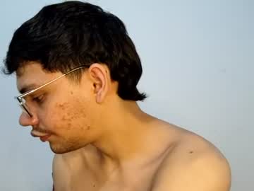 https://onlyfans.com/juandi.monsalve