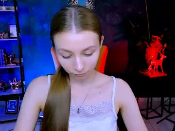 ***Julie***NEXT STREAM is 06.07***