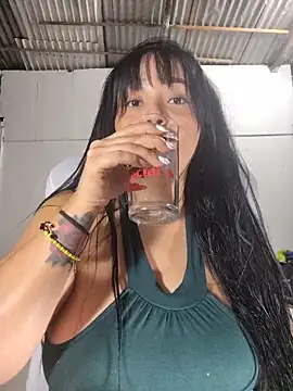 karly_hot_