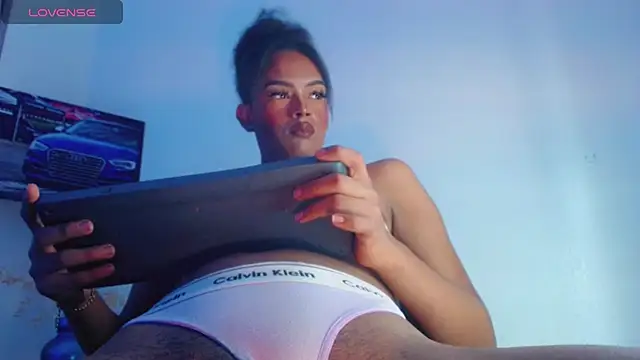 kiara_gomez__