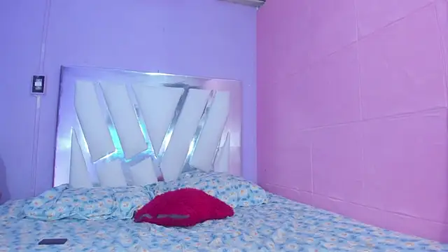 kiara_sexyhot