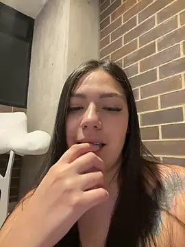 latina_vanessa