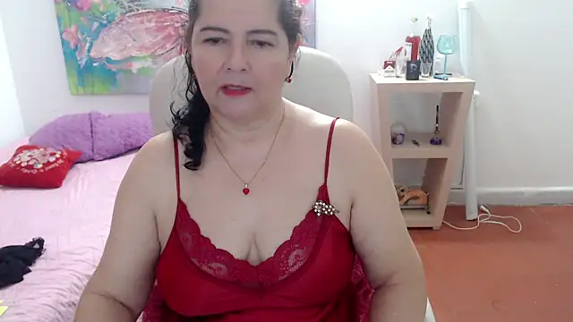 leonela_69