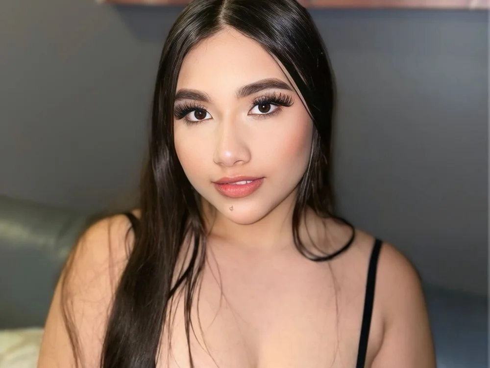 leylawoods