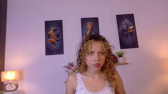 lia_valmont_01