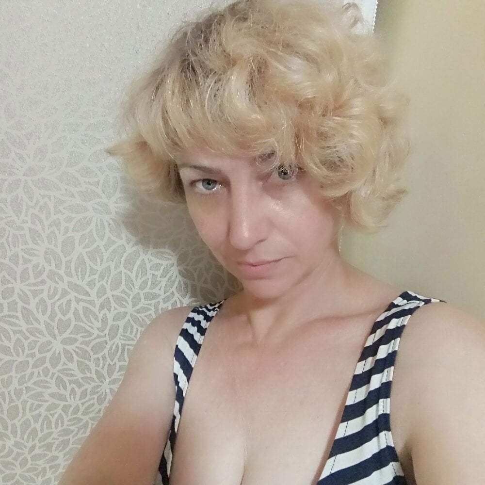 lorie_carrie