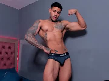 Luigi Vitale BBC OF: https://onlyfans.com/luigi1_v Free subscription