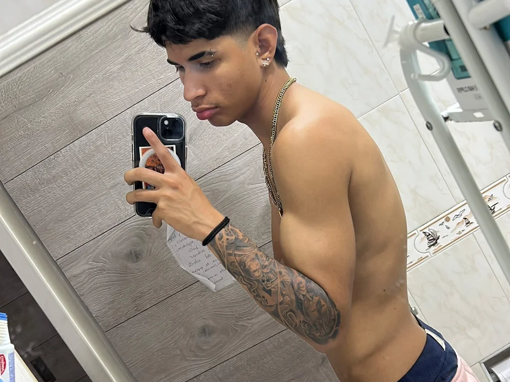 marco_monstercock