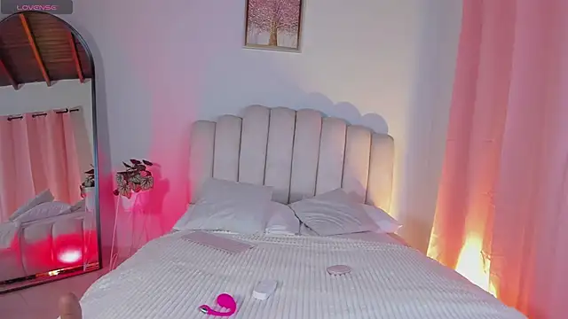 martina_may_