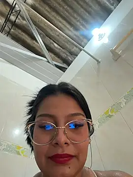 megan_hugeboobs