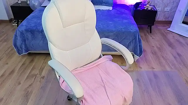 mia