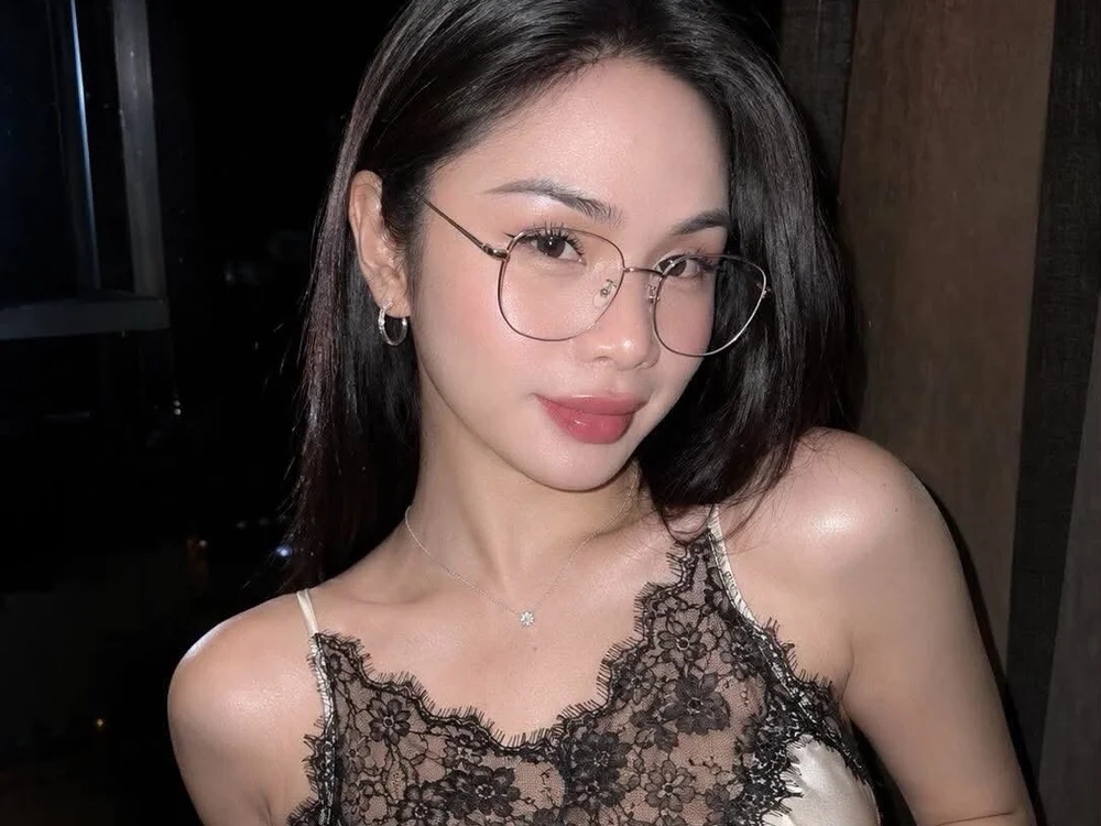 missnaughty_prada