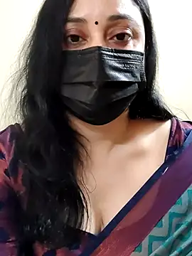monica-cams