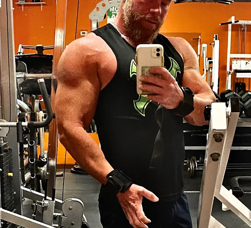 muscledick40