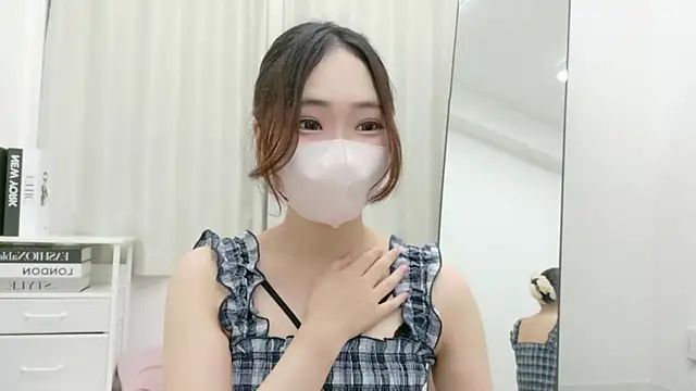 nanamichan_v
