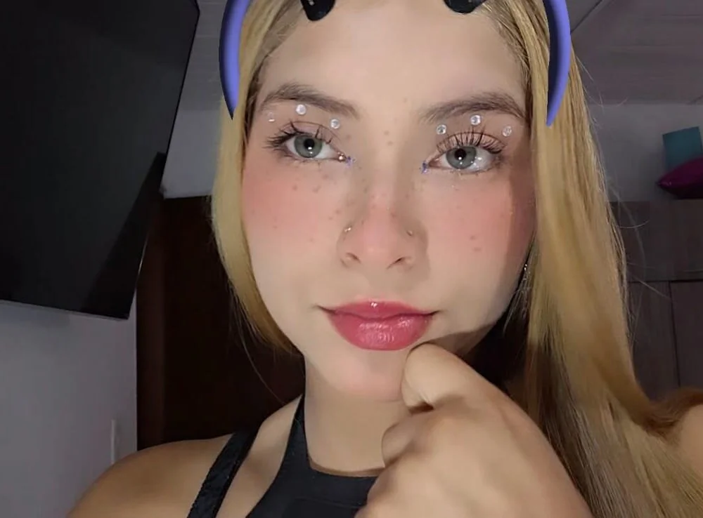 nancy blonde