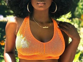 Ebonny_QueenMel