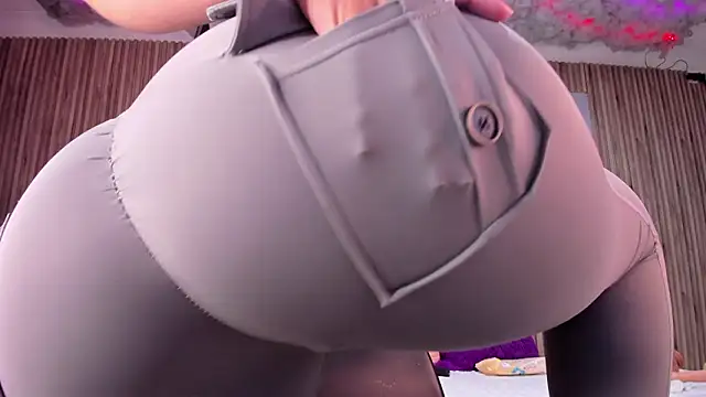 nicolee19