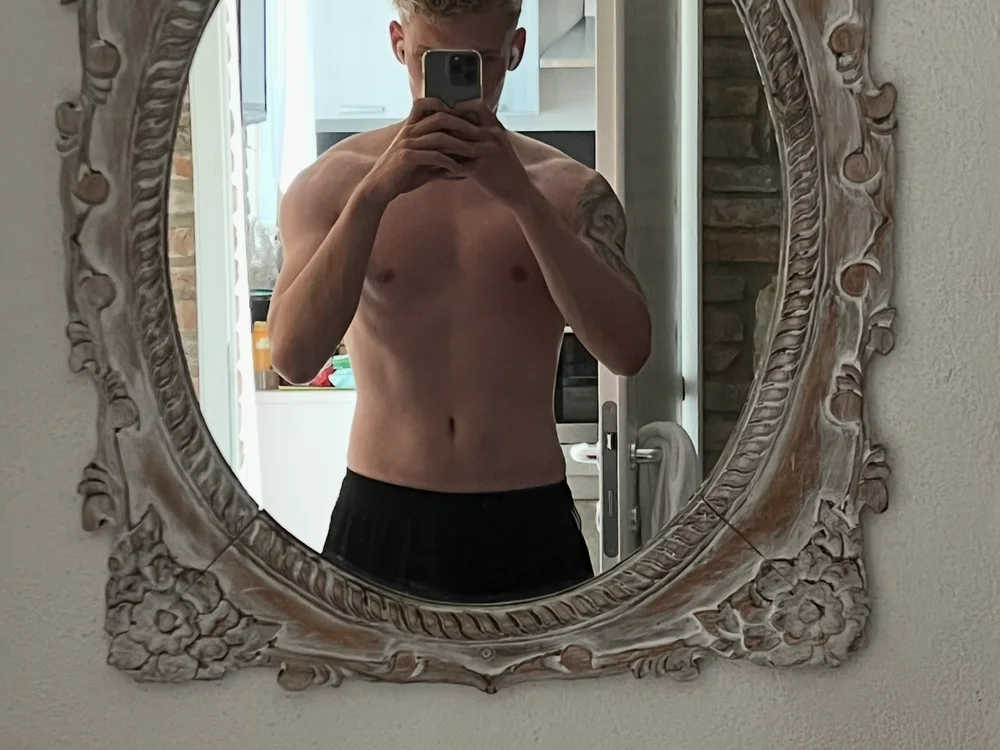 nik_re27