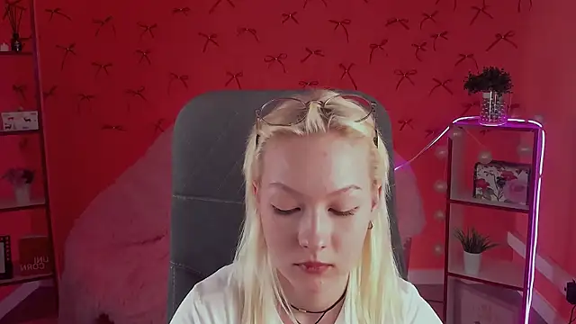 oliviavale