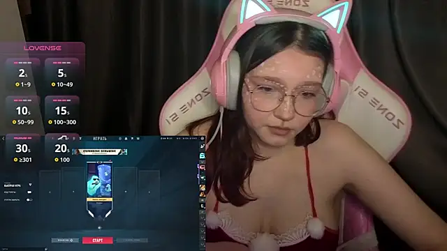 pinkiiaura