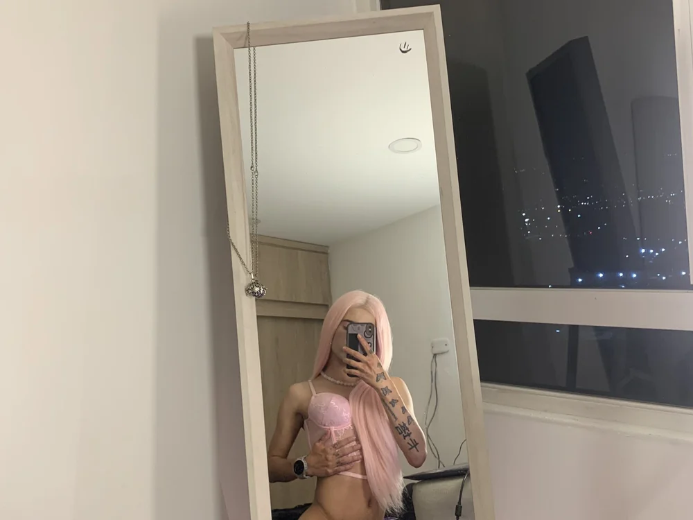 play_dirtyydoll