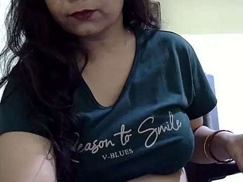 pyari_hina